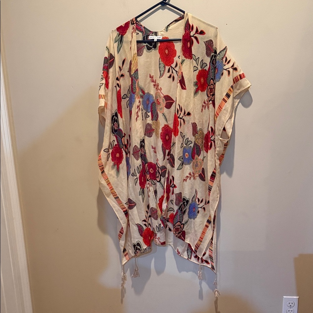 Woven Heart Floral Kimono with Red and Black Accents